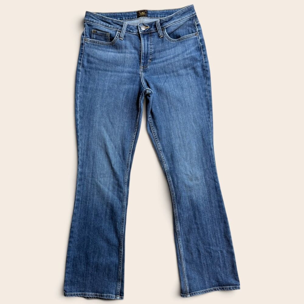 Lee Mid Rise Bootcut Jeans Size 8 Medium Wash Y2K Classic Denim